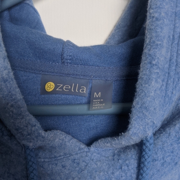 Soft Teddy Bear Cropped Hoodie - Picture 2 of 7